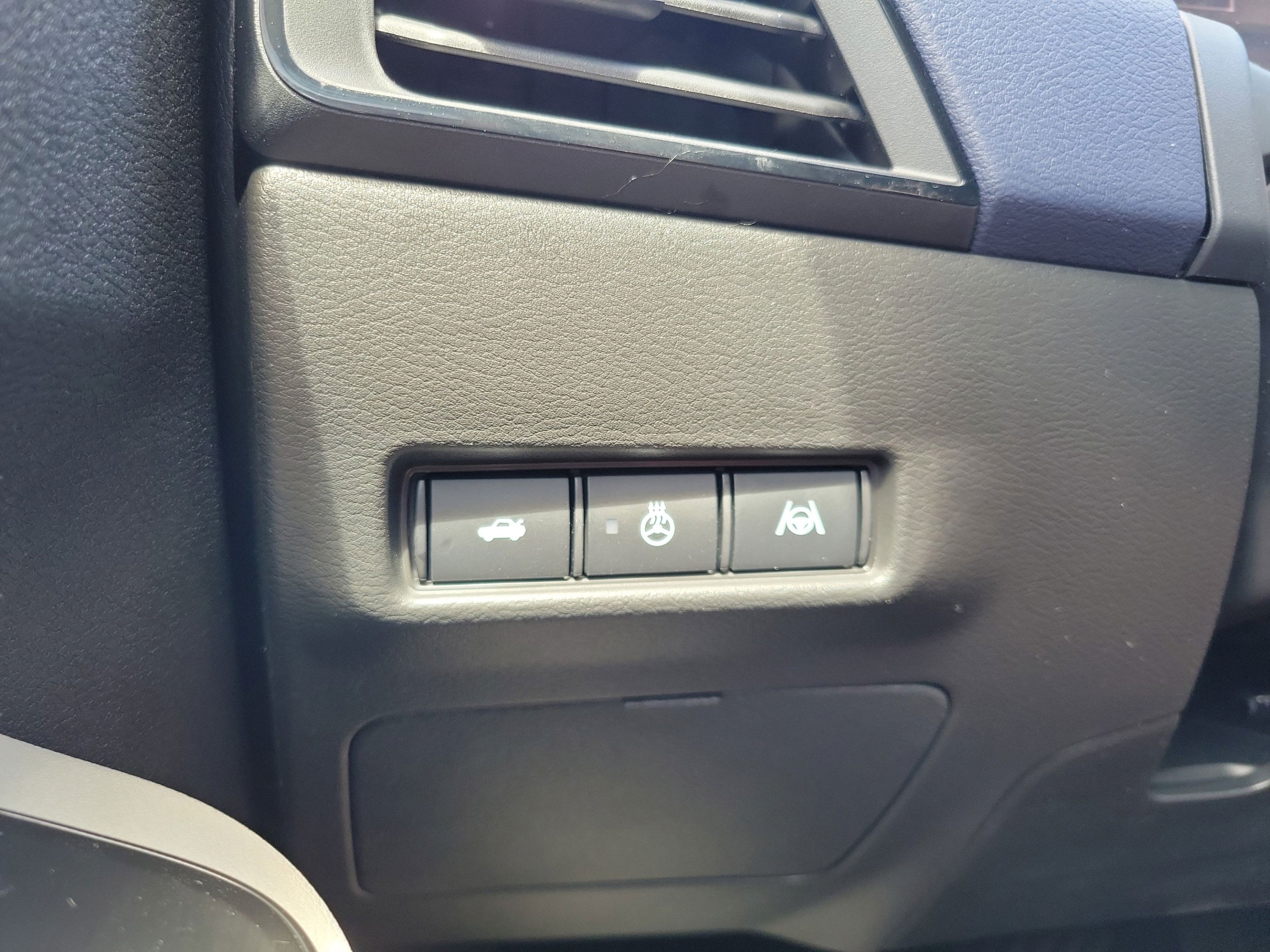 New 2026 Nissan Sentra SL w/ Floor Mat Package FWD image 19
