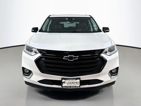 Used 2019 Chevrolet Traverse Premier w/ LPO, Blackout Package AWD/4WD image 2