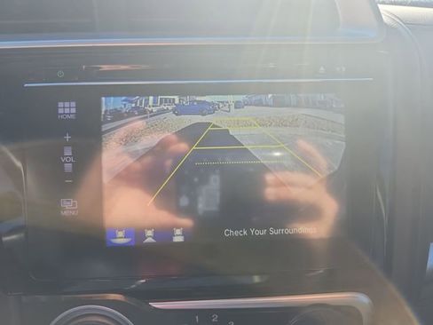 Used 2017 Honda Fit EX image 19