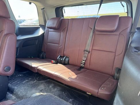 Used 2019 Chevrolet Tahoe Premier w/ Premier Plus Edition image 13