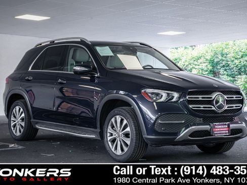Used 2022 Mercedes-Benz GLE 350 4MATIC w/ Premium Package image 5