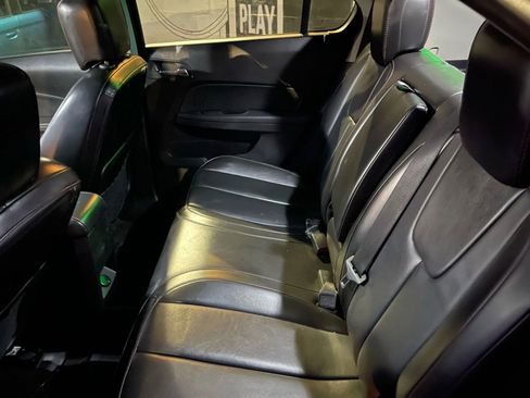 Used 2010 Chevrolet Equinox LT w/ Chrome Appearance Package image 16