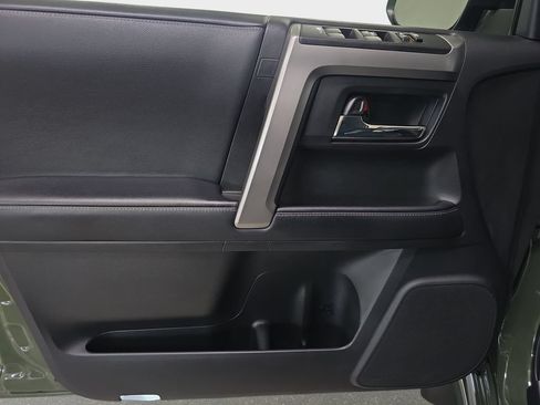 Used 2022 Toyota 4Runner TRD Sport w/ Technology Package RWD image 27