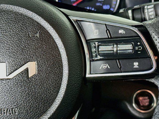 Used 2023 Kia Forte GT-Line w/ GT-Line Technology Package FWD image 12