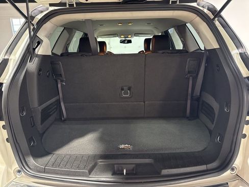 Used 2012 Buick Enclave Leather FWD image 34