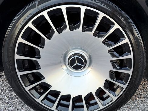 Used 2020 Mercedes-Benz S 560 Sedan image 36
