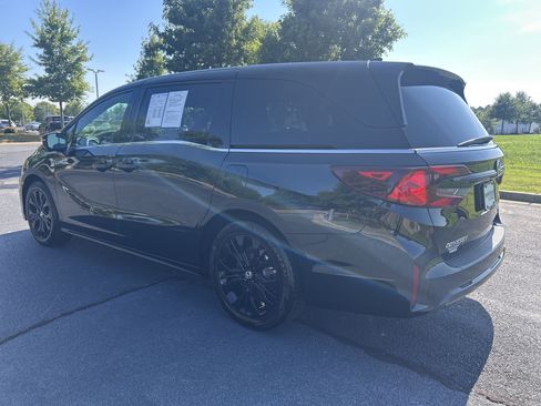 Certified 2025 Honda Odyssey Sport-L image 7
