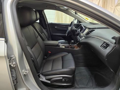 Used 2014 Chevrolet Impala LT FWD image 26