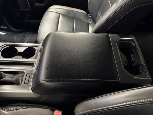 Used 2018 Ford F150 Raptor w/ Equipment Group 802A Luxury image 22