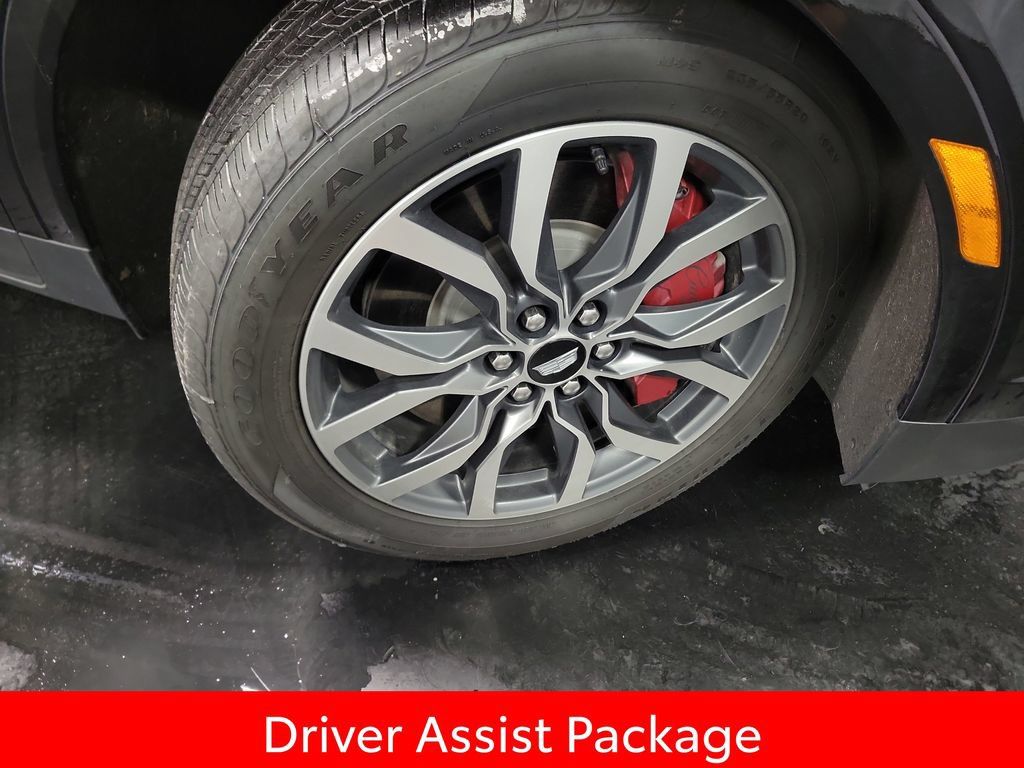 Used 2023 Cadillac XT5 Sportv w/ Technology Package AWD/4WD image 10