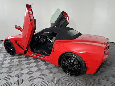 Used 2017 Chevrolet Corvette Stingray Convertible w/ 3LT Preferred Equipment Group RWD image 16