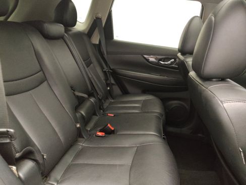 Used 2019 Nissan Rogue SL w/ Premium Package FWD image 19