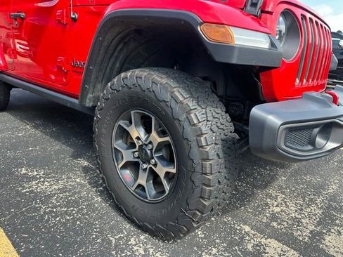 Used 2019 Jeep Wrangler Unlimited Rubicon AWD/4WD image 3