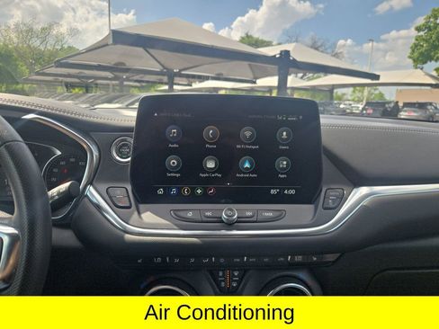 Used 2025 Chevrolet Blazer LT AWD/4WD image 14