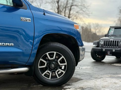 Used 2017 Toyota Tundra SR5 w/ TRD Off Road Package image 50