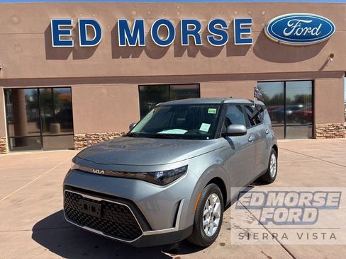 Certified 2025 Kia Soul LX w/ LX Technology Package FWD image 1