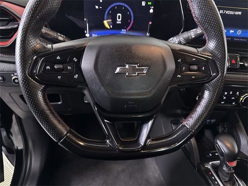 Used 2024 Chevrolet TrailBlazer RS image 11