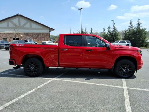 Certified 2025 Chevrolet Silverado 1500 Custom w/ Turbomax Blackout Package image 4