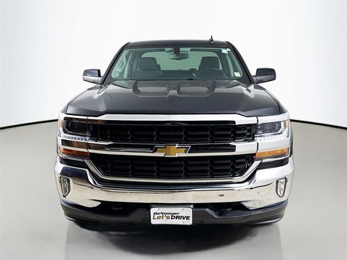 Used 2018 Chevrolet Silverado 1500 LT w/ All Star Edition AWD/4WD image 4