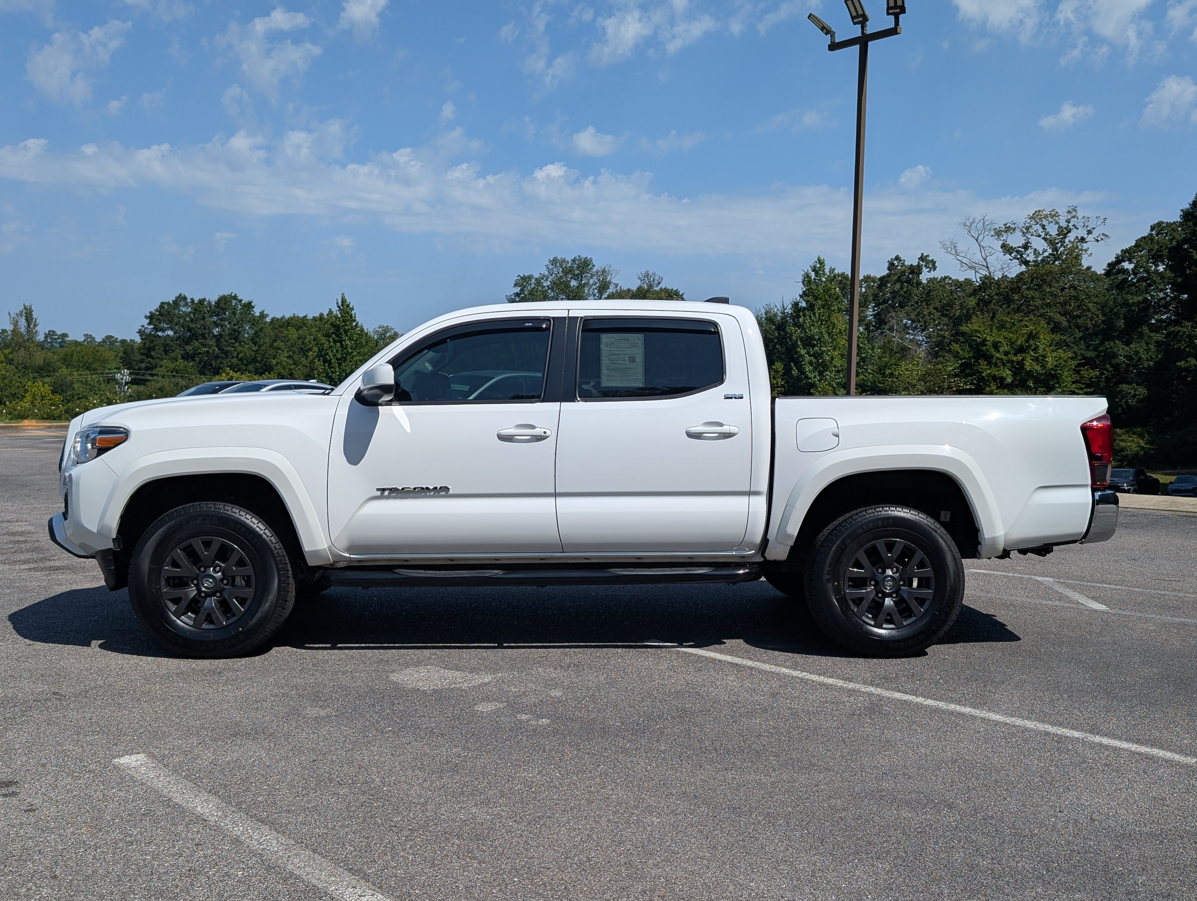 Used 2021 Toyota Tacoma SR5 RWD image 6