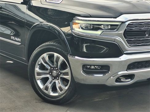 Used 2023 RAM 1500 Limited w/ Trailer Tow Group image 3