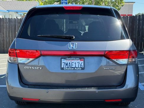 Used 2015 Honda Odyssey Touring image 5