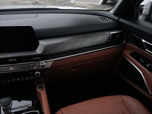 Used 2023 Kia Telluride EX X-Line image 39