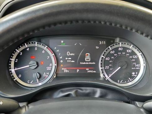 Used 2023 Toyota Highlander LE AWD/4WD image 13