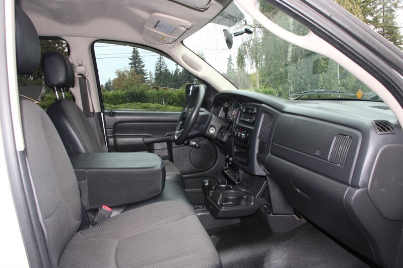 Used 2005 Dodge Ram 2500 Truck ST w/ Trailer Tow Group AWD/4WD image 14