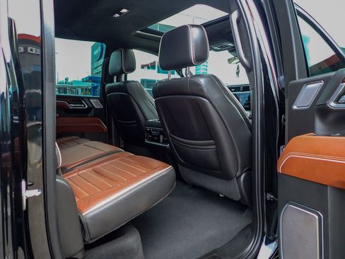 Used 2024 GMC Sierra 2500 Denali Ultimate w/ Max Trailering Package image 24