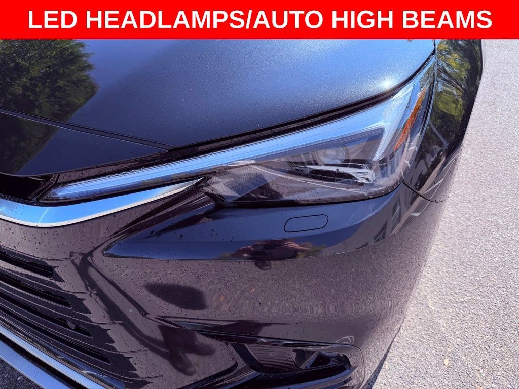 Certified 2025 Lexus TX 500h AWD w/ Technology Package image 10