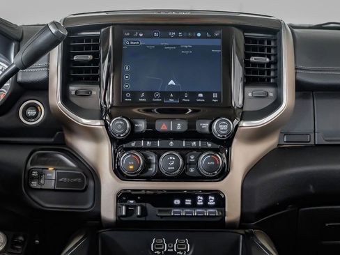 Used 2022 RAM 3500 Laramie AWD/4WD image 25