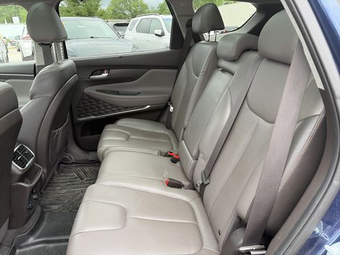 Used 2020 Hyundai Santa Fe SEL w/ Convenience + Premium Package AWD/4WD image 18