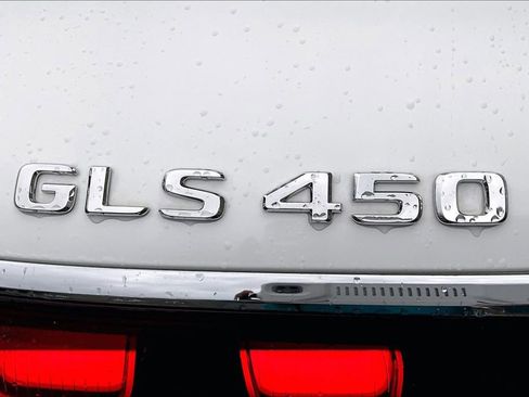 Used 2026 Mercedes-Benz GLS 450 4MATIC image 33