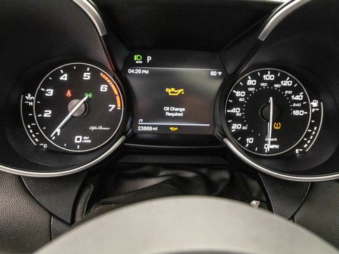 Used 2022 Alfa Romeo Giulia Ti image 21