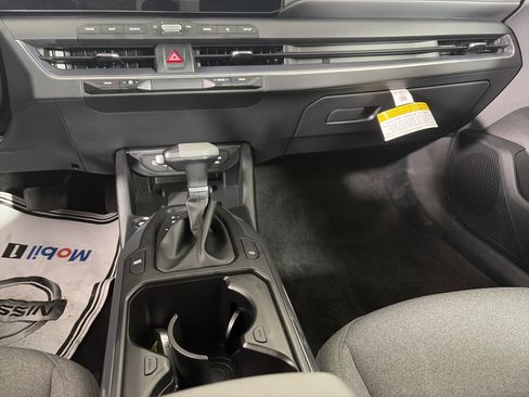 Used 2025 Kia K4 EX image 29