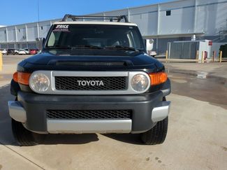 Used 2012 Toyota FJ Cruiser 4WD w/ Upgrade Pkg video 2