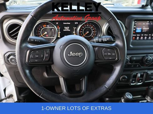 Used 2021 Jeep Wrangler Sport AWD/4WD image 14