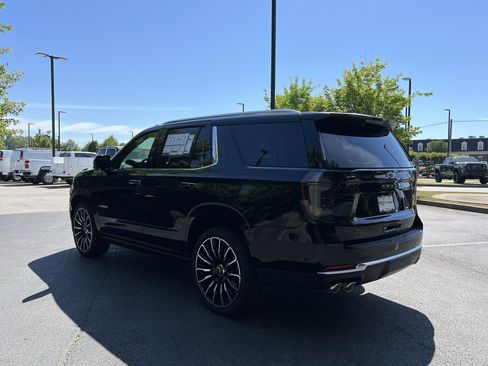 New 2026 Chevrolet Tahoe High Country AWD/4WD image 7