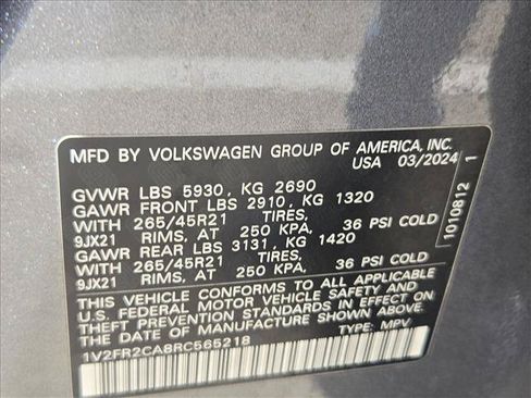 Used 2024 Volkswagen Atlas SEL Premium R-Line AWD/4WD image 26