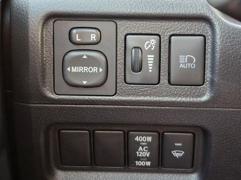 Used 2024 Toyota 4Runner TRD Off-Road Premium w/ Moonroof Package image 17