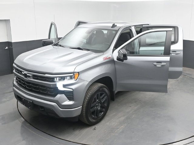 Used 2023 Chevrolet Silverado 1500 RST w/ Z71 Off-Road Package AWD/4WD image 49