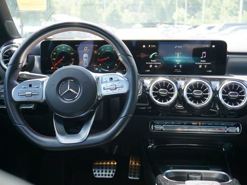 Used 2022 Mercedes-Benz A 220 4MATIC image 28