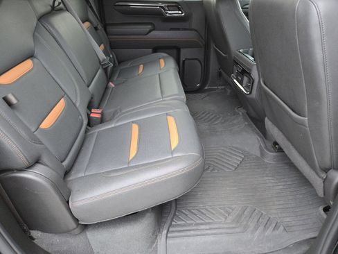 Used 2024 GMC Sierra 1500 AT4 w/ Technology Package image 26