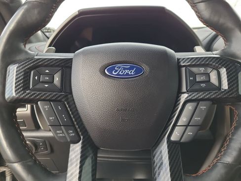 Used 2017 Ford F150 Raptor w/ Equipment Group 802A Luxury image 23