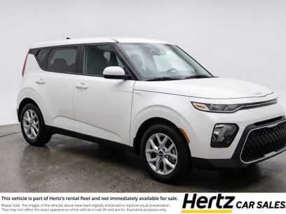 Used 2025 Kia Soul LX w/ LX Technology Package