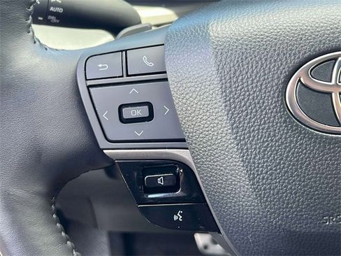 Used 2025 Toyota Camry XSE image 27