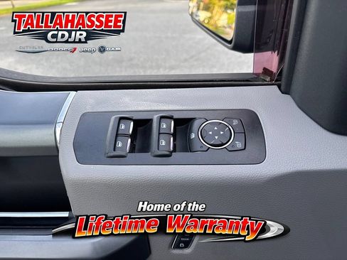 Used 2018 Ford F150 XLT w/ Equipment Group 302A Luxury AWD/4WD image 16