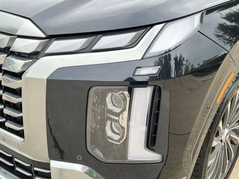 Used 2024 Hyundai Palisade Calligraphy FWD image 13