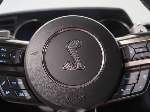 Used 2021 Ford Mustang Shelby GT500 w/ Technology Package image 23